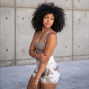 Balance Athletica//(Vitality) OG short in Sea Salt